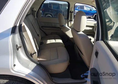 2011 Ford Escape Xlt z USA, uszkodzony, nr VIN 1FMCU0DG7BKB79097